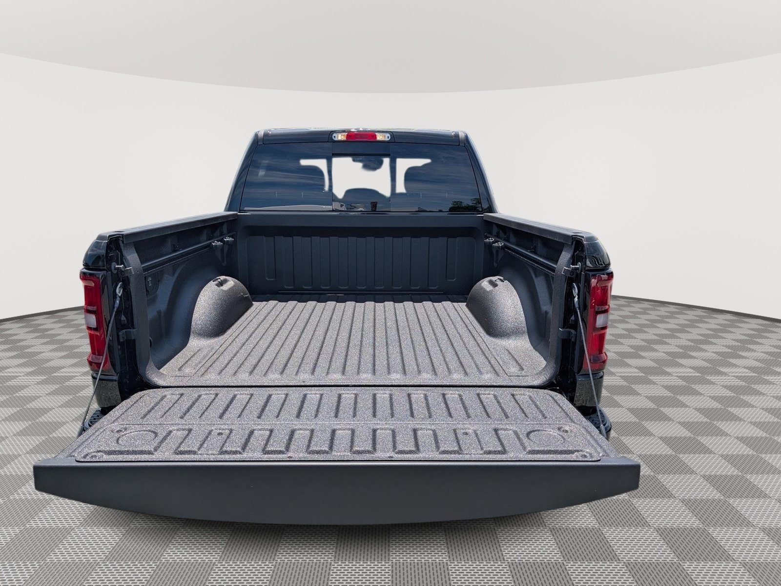 New 2026 RAM 1500 Express AWD/4WD image 8