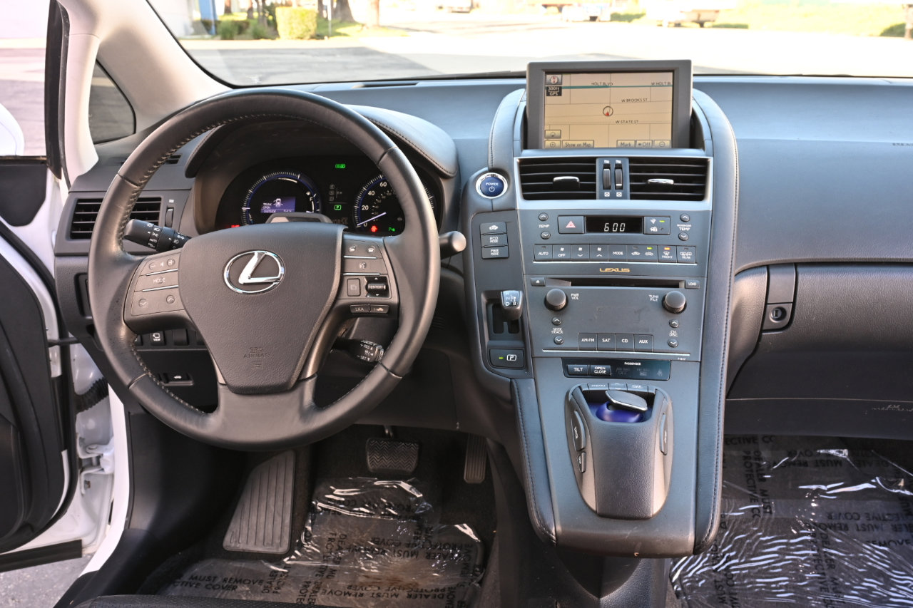 Used 2010 Lexus HS 250h Premium image 16