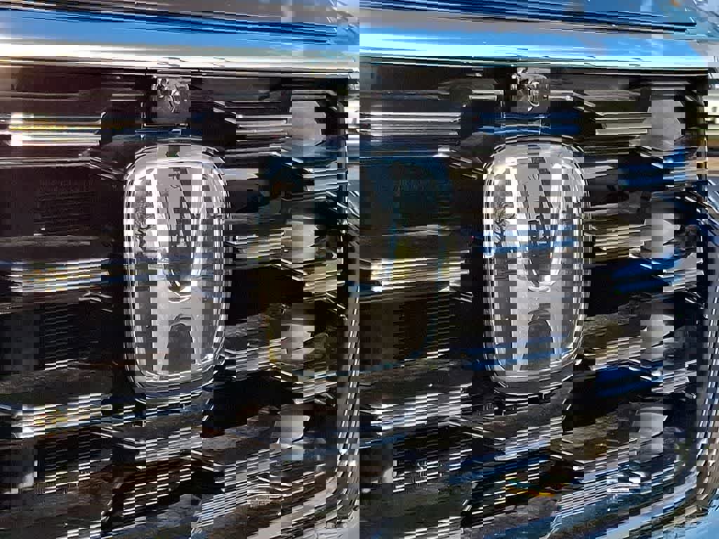 Used 2025 Honda Pilot Elite image 32