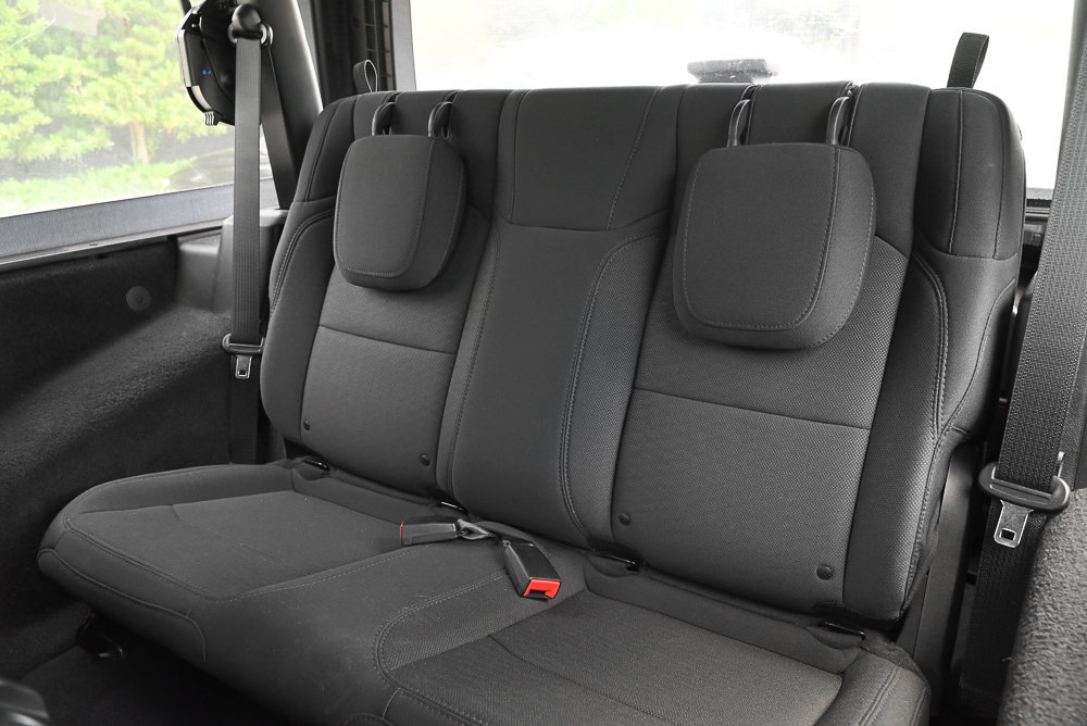 Used 2020 Jeep Wrangler Sport AWD/4WD image 13