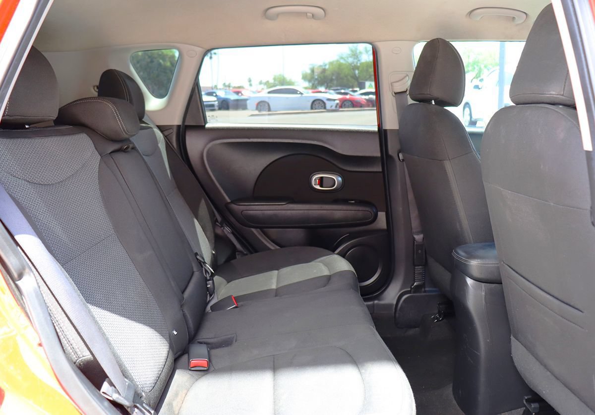 Used 2018 Kia Soul + FWD image 27