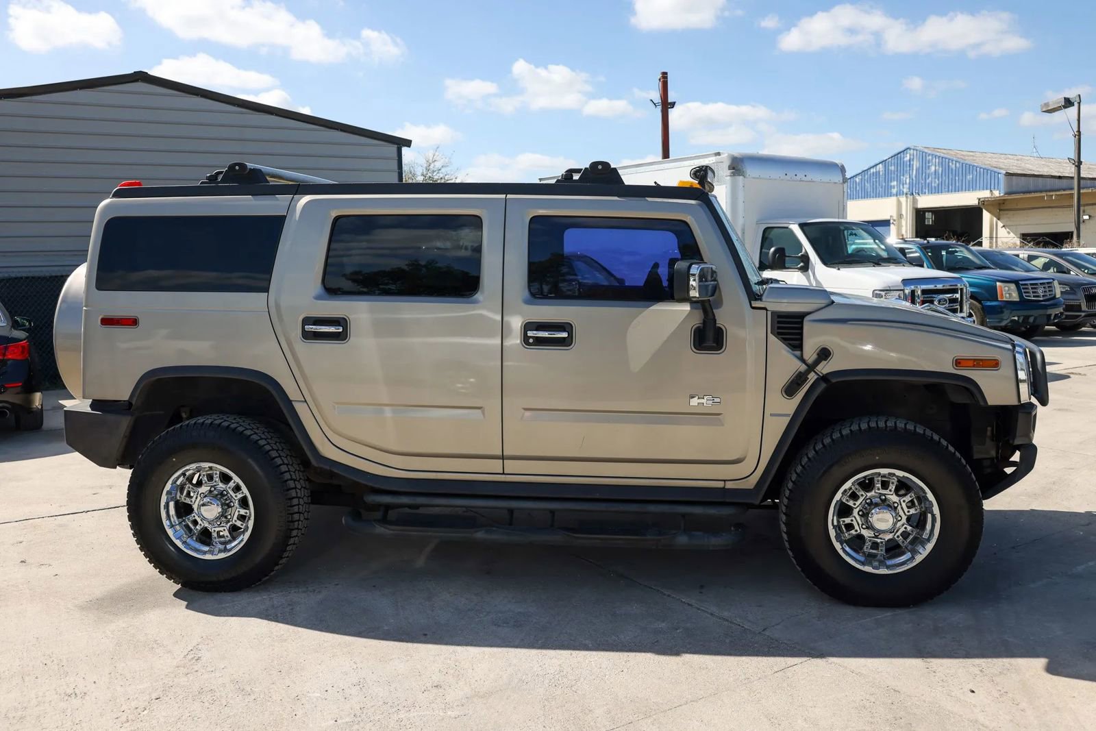 Used 2003 HUMMER H2 w/ Preferred Equipment Group image 7