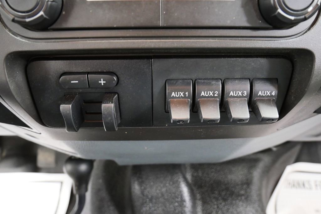 Used 2015 Ford F250 XL w/ Power Equipment Group image 29