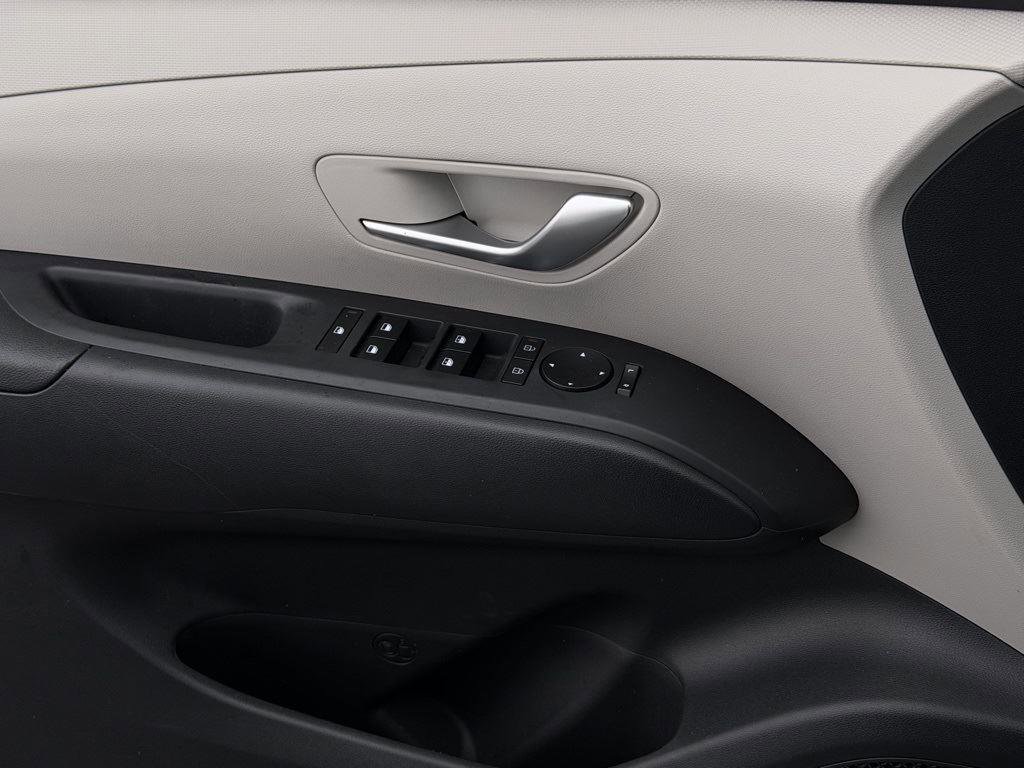 Used 2025 Hyundai Tucson SEL image 19