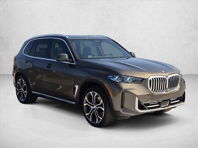 Used 2025 BMW X5 sDrive40i RWD image 3