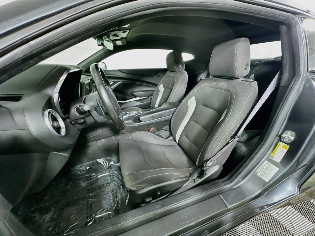 Used 2017 Chevrolet Camaro LT RWD image 20