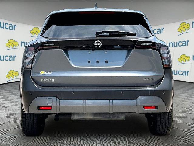 Certified 2025 Nissan Kicks SV AWD/4WD image 5