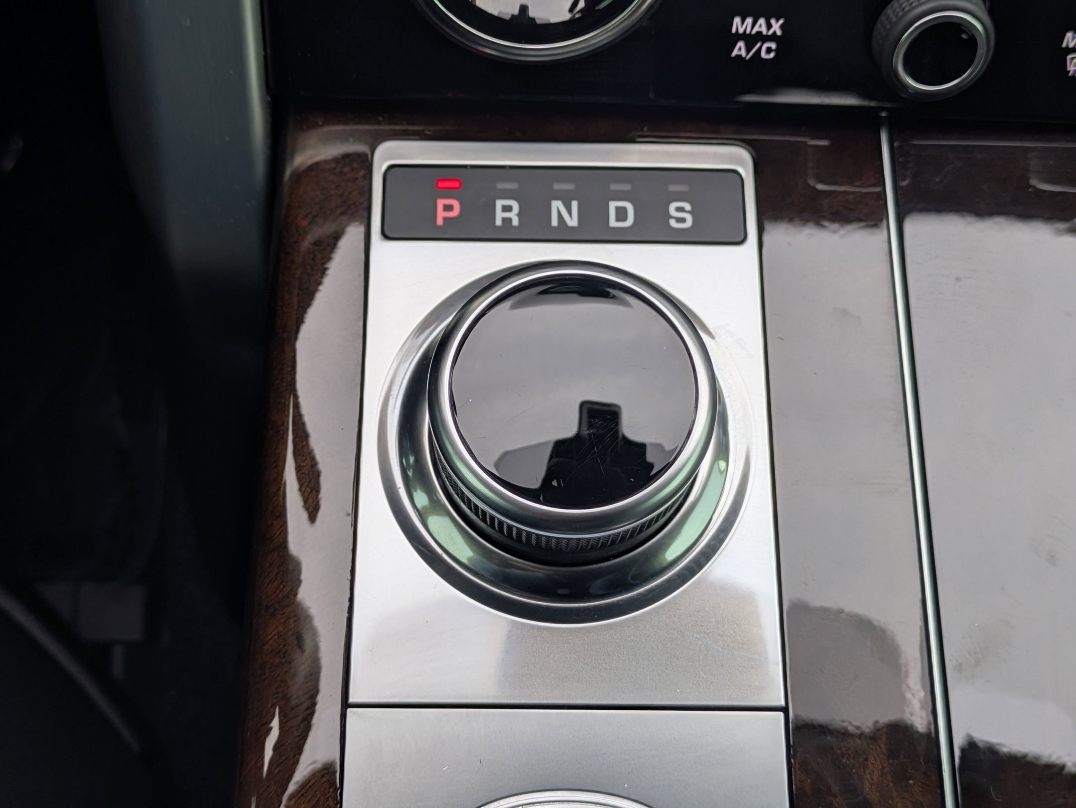 Certified 2022 Land Rover Range Rover P525 Westminster Edition image 16