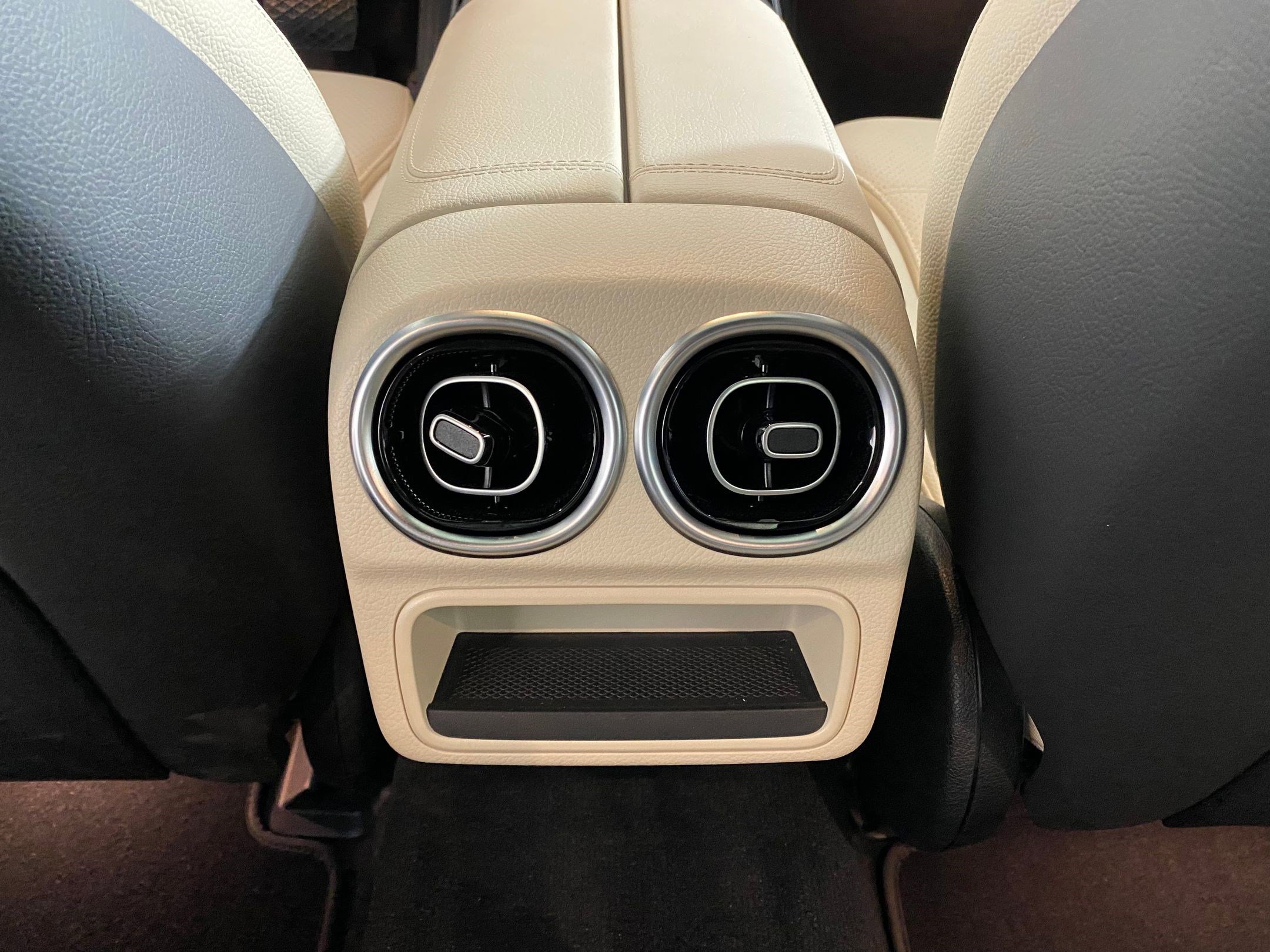 Certified 2025 Mercedes-Benz C 300 4MATIC Sedan image 29