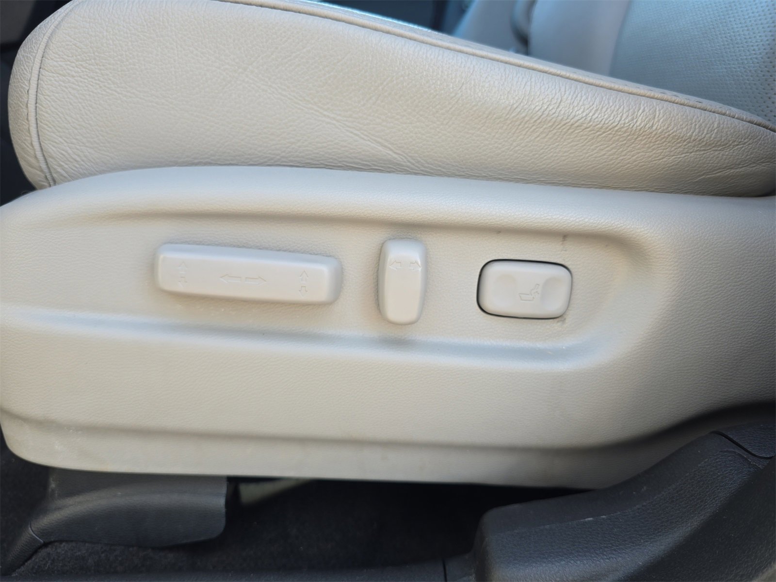 Used 2022 Honda Passport EX-L image 16