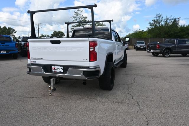 Used 2021 Chevrolet Silverado 2500 LTZ w/ LTZ Premium Package AWD/4WD image 13