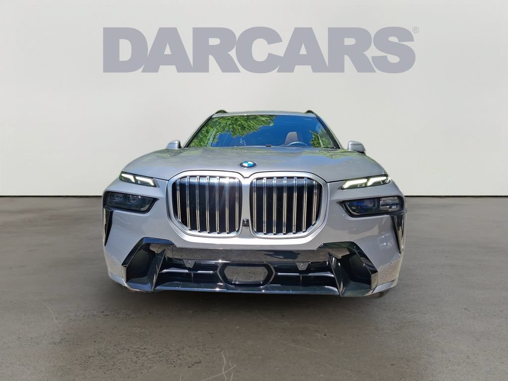 Certified 2024 BMW X7 xDrive40i w/ M Sport Package AWD/4WD image 2