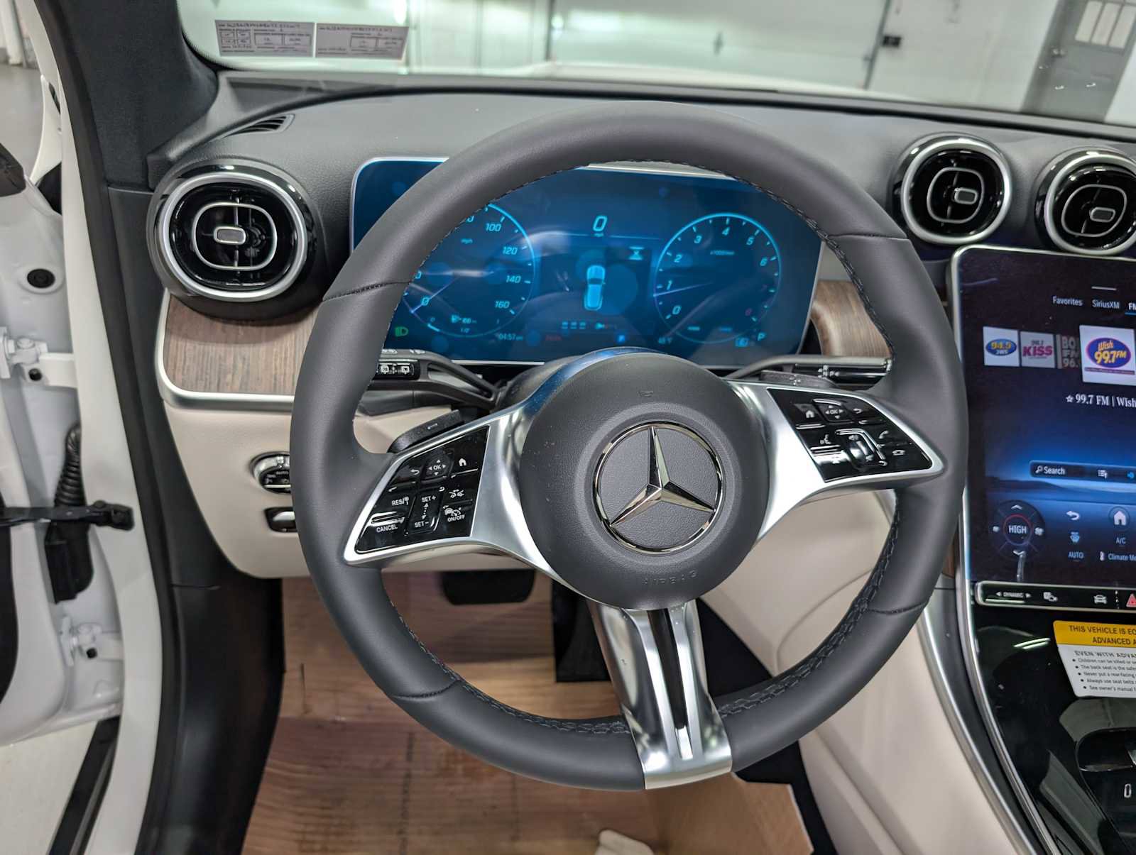 New 2026 Mercedes-Benz GLC 300 4MATIC image 27