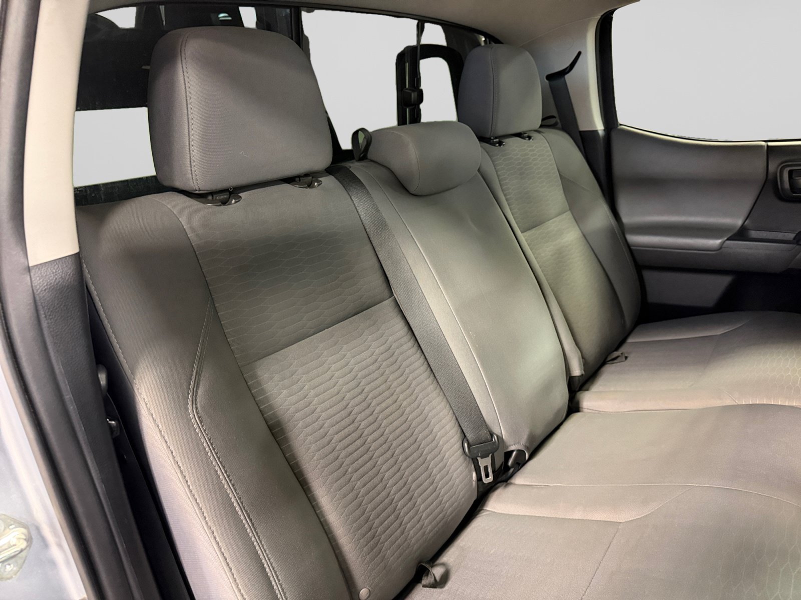 Used 2019 Toyota Tacoma SR w/ SR Convenience Package AWD/4WD image 25