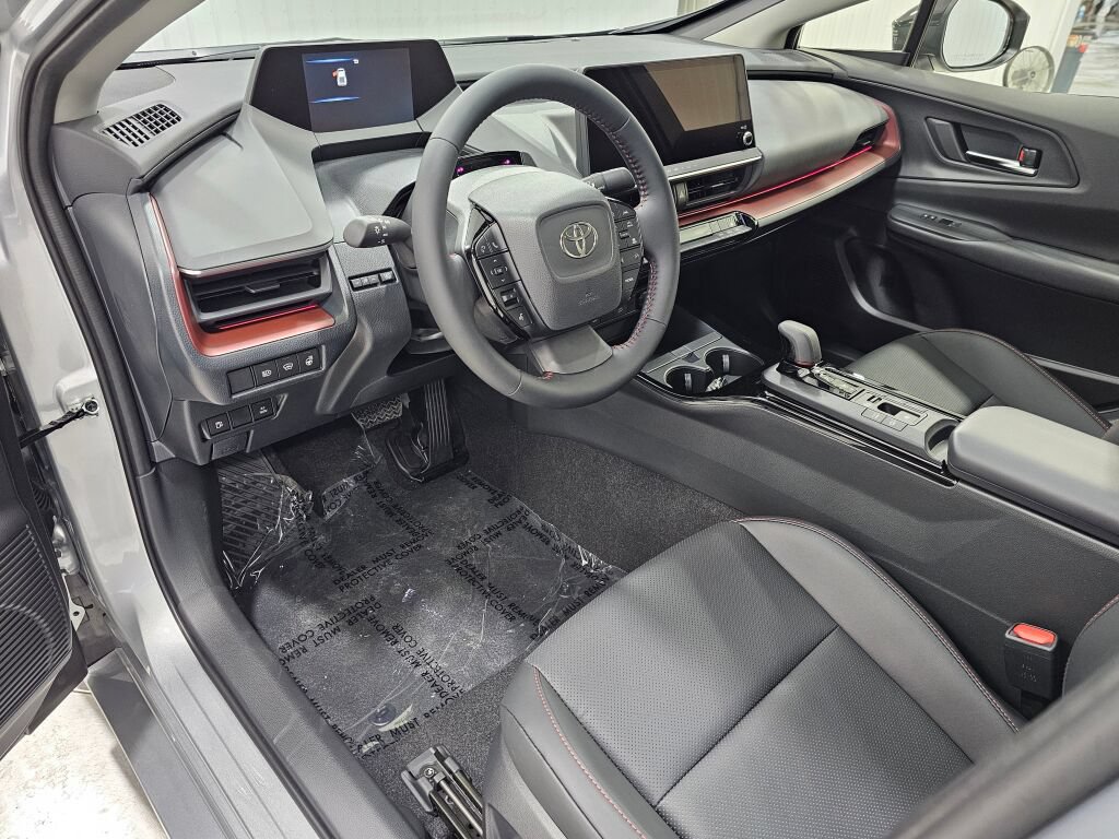 New 2026 Toyota Prius Plug-In Hybrid FWD image 26