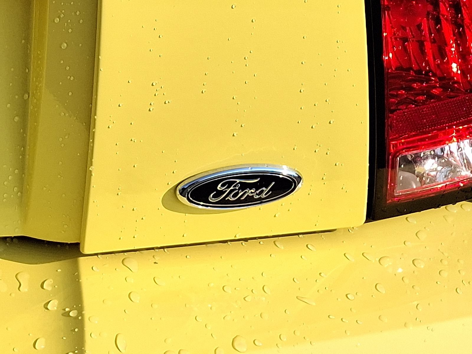 Used 2002 Ford Mustang GT RWD image 30
