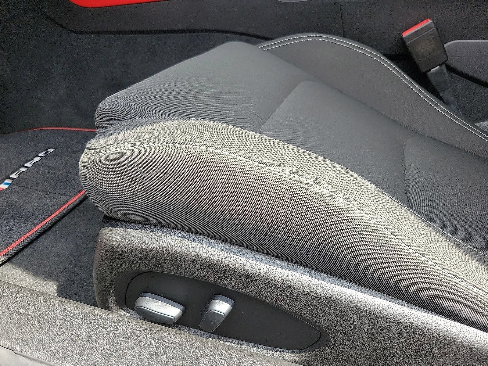 Used 2022 Chevrolet Camaro LT w/ Redline Edition RWD image 10