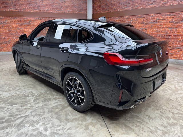Certified 2023 BMW X4 xDrive30i w/ M Sport Package image 3