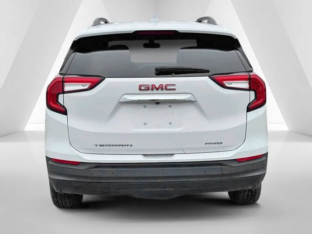 Used 2022 GMC Terrain SLE w/ Driver Convenience Package AWD/4WD image 6