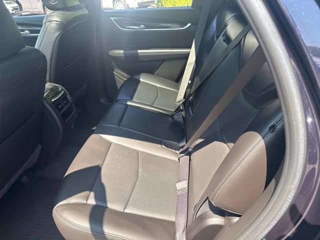 Used 2021 Cadillac XT5 Premium Luxury image 16