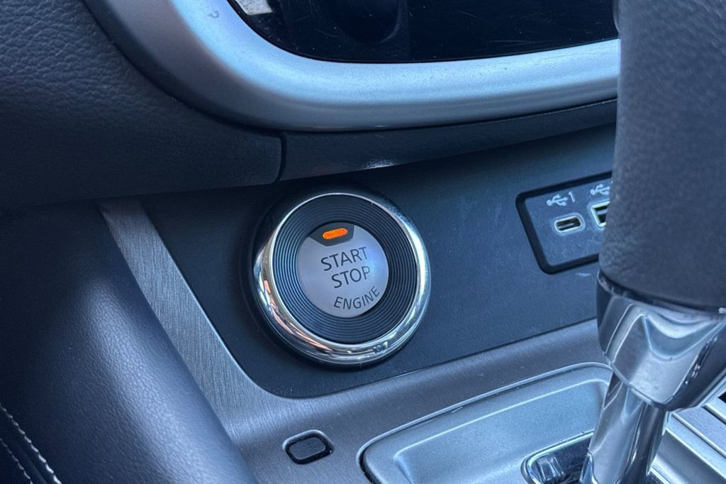 Used 2021 Nissan Murano SV w/ Cargo Package image 20