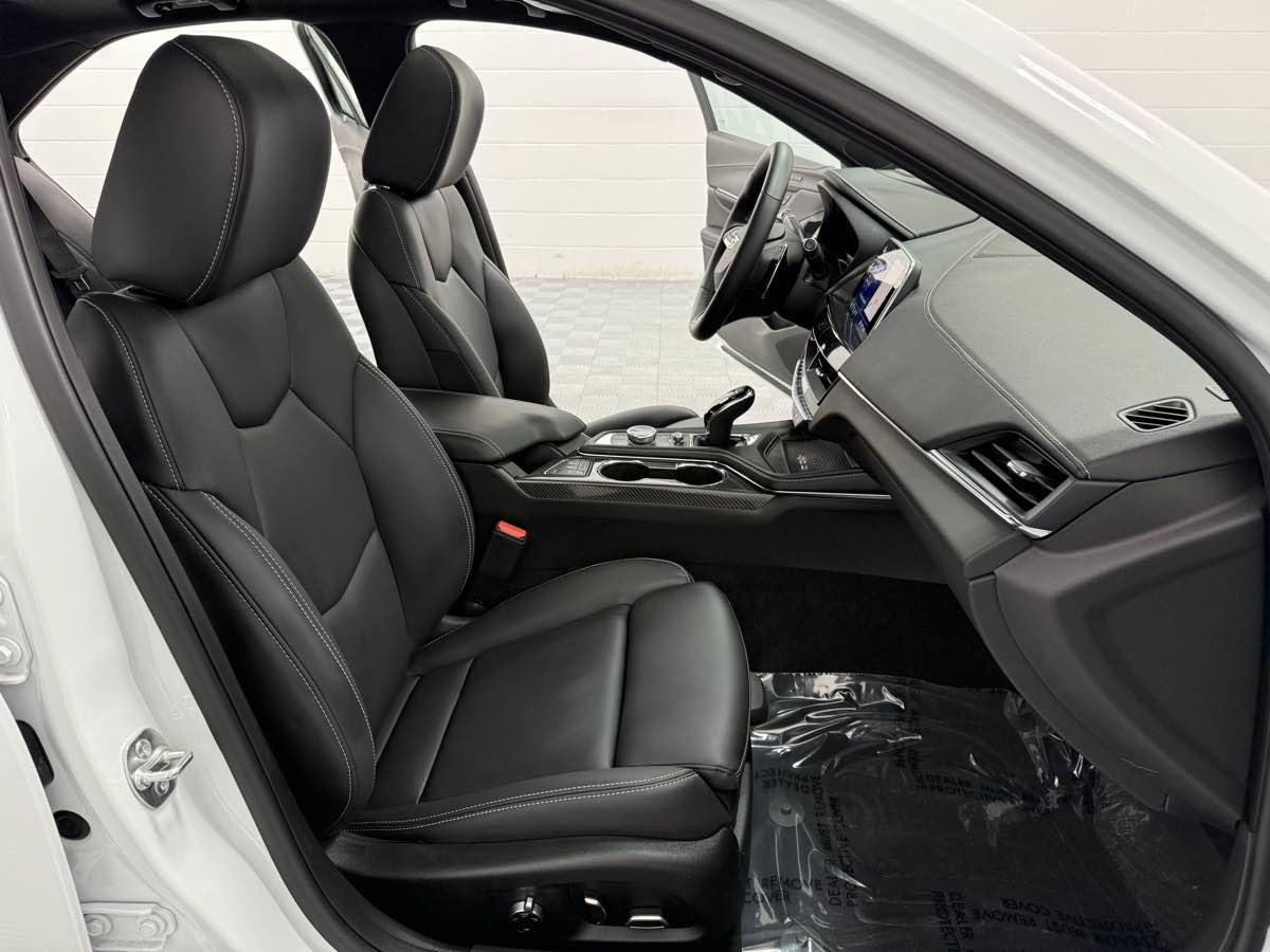 Used 2025 Cadillac CT4 V Blackwing w/ Driver Assist Package image 18