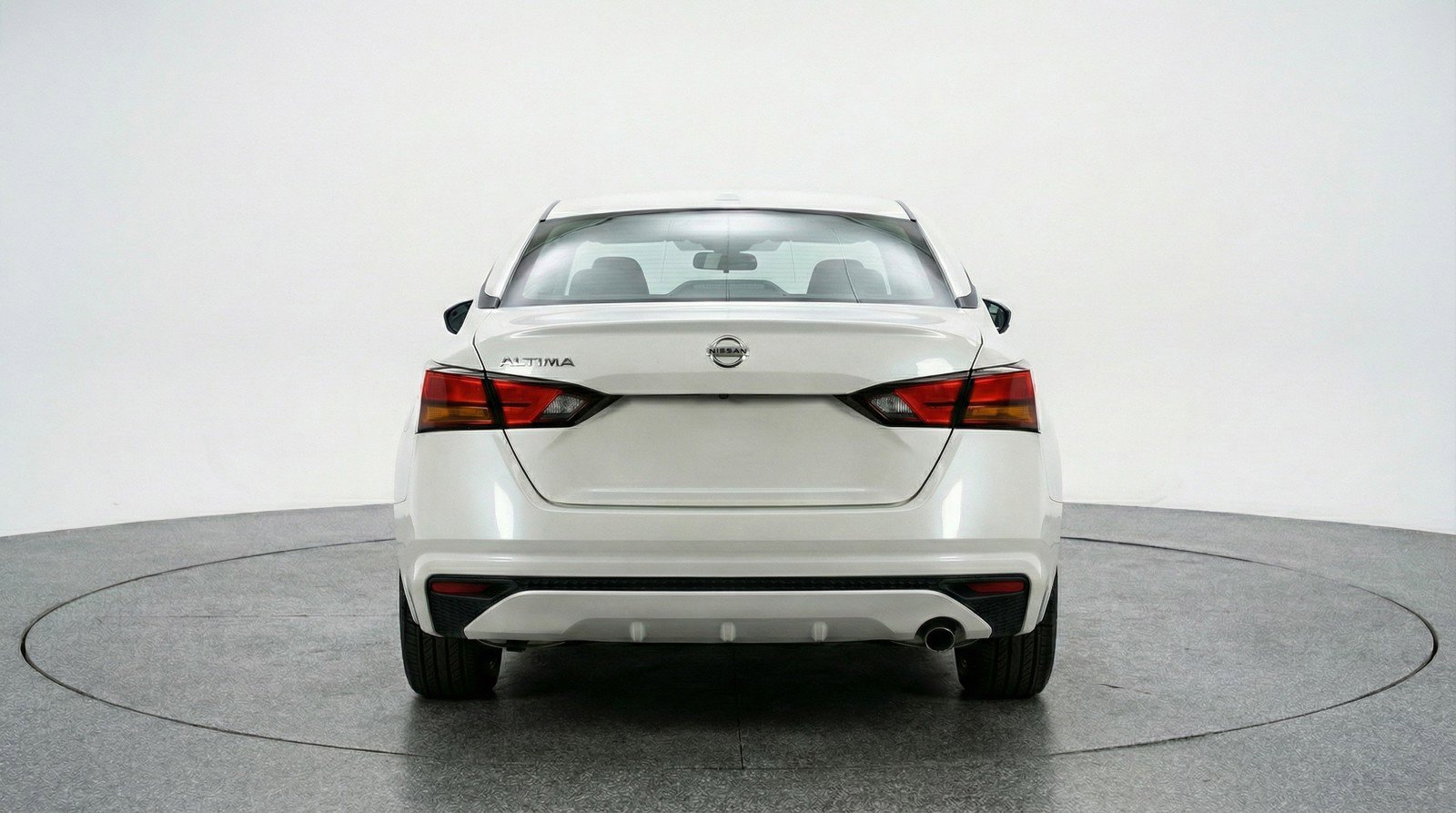 Used 2025 Nissan Altima 2.5 SV FWD image 7
