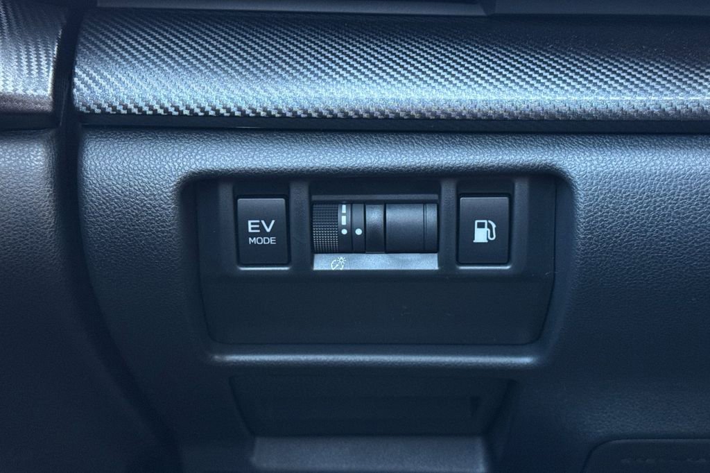 New 2026 Subaru Crosstrek 2.5i Limited w/ Crosstrek Mirror Package image 31