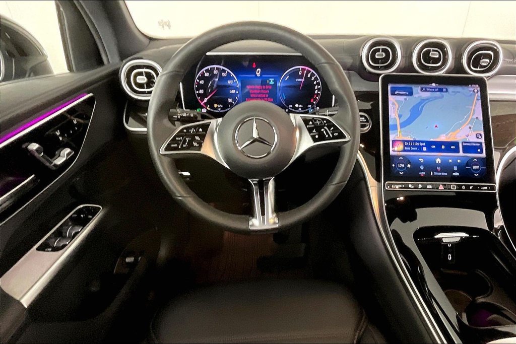 Certified 2025 Mercedes-Benz GLC 350e 4MATIC image 5