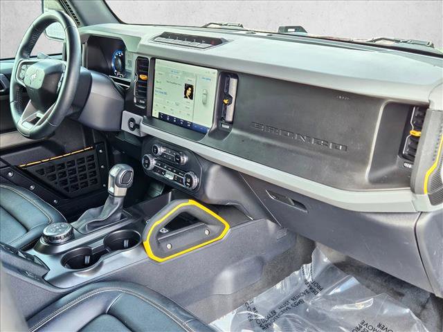 Used 2023 Ford Bronco Badlands image 21