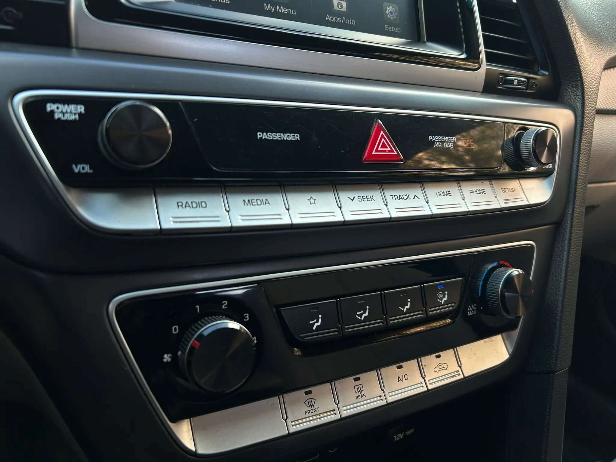 Used 2019 Hyundai Sonata SE FWD image 13