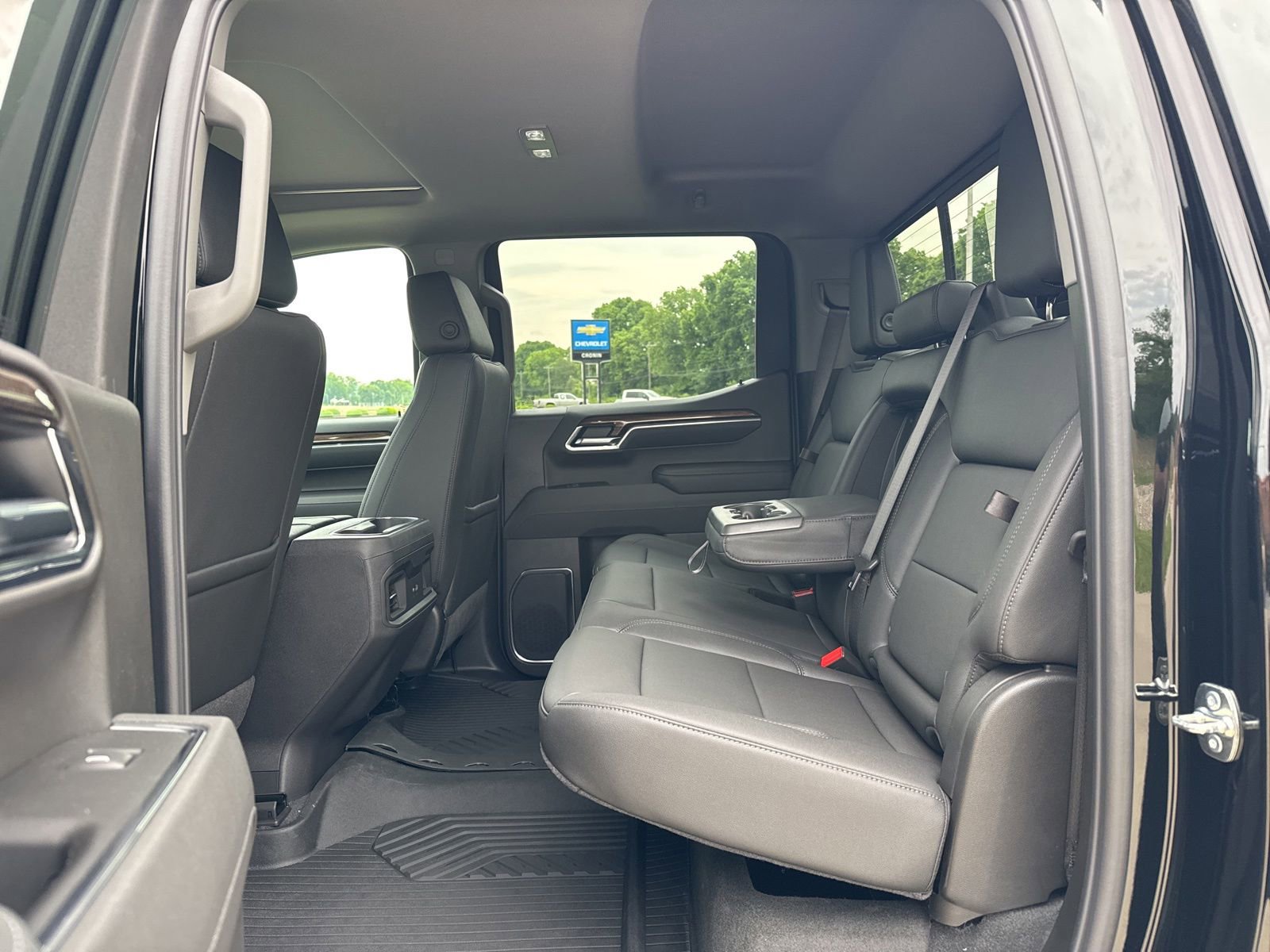 New 2026 Chevrolet Silverado 1500 LT Trail Boss w/ LT Trail Boss Premium Package AWD/4WD image 13