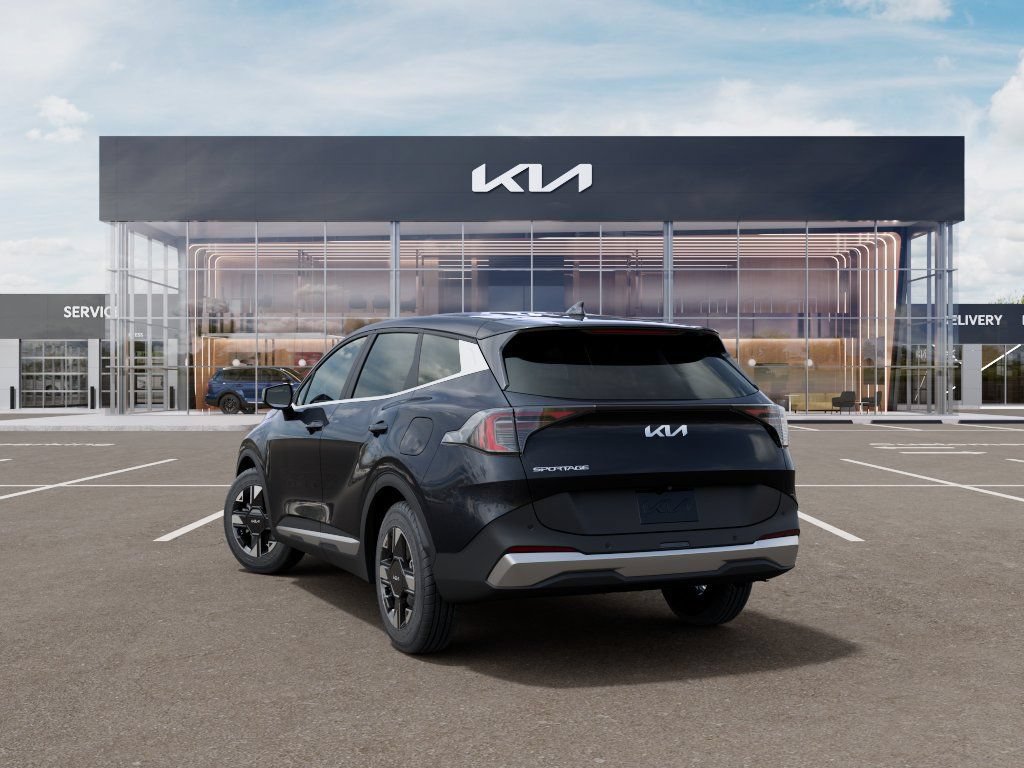 New 2026 Kia Sportage LX FWD image 4