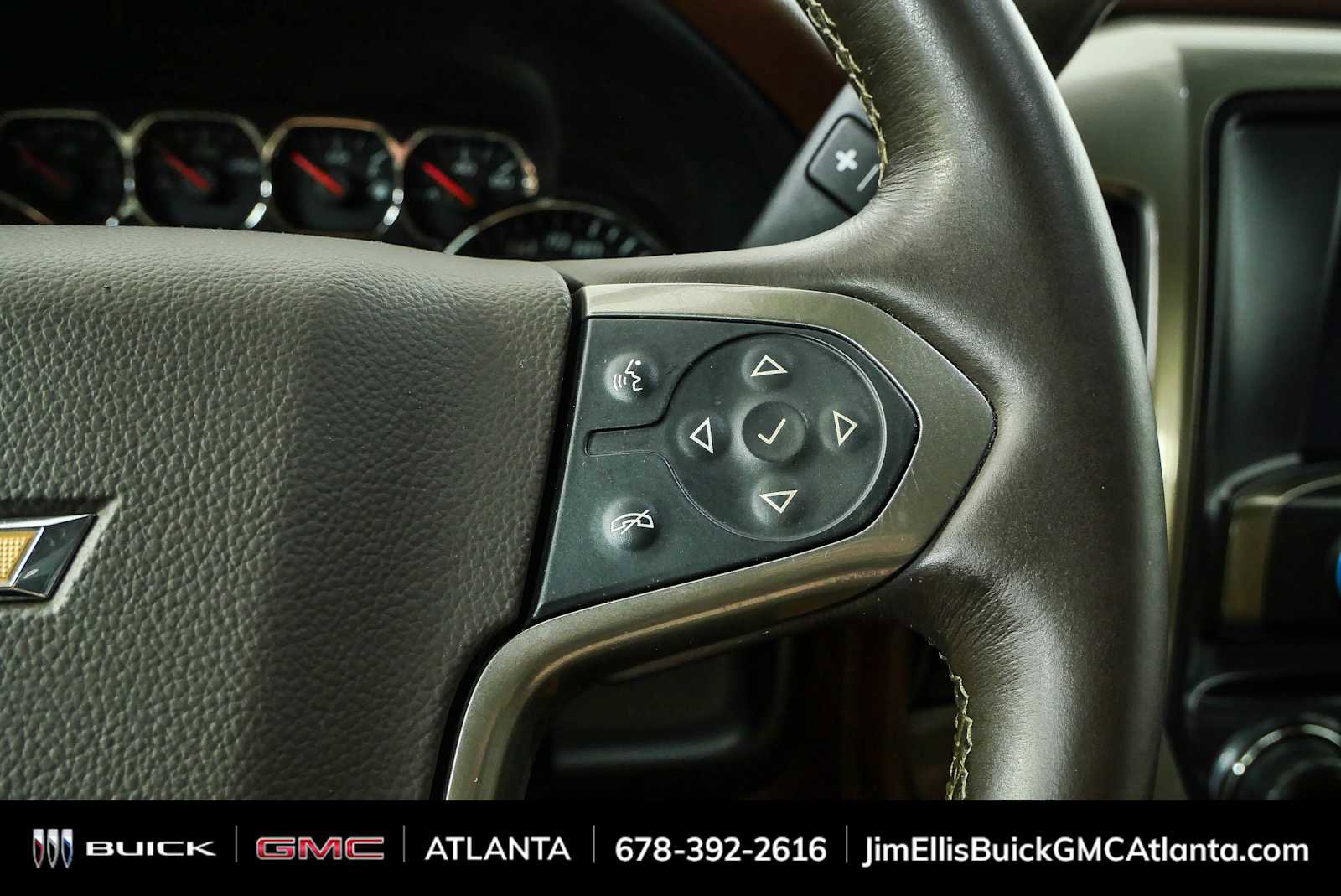 Used 2014 Chevrolet Silverado 1500 High Country w/ High Country Premium Package RWD image 12