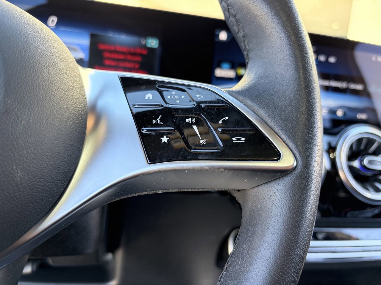 Used 2025 Mercedes-Benz GLA 250 GLA 250 image 22