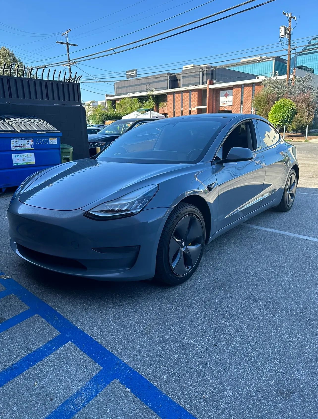 Used 2019 Tesla Model 3 RWD image 2