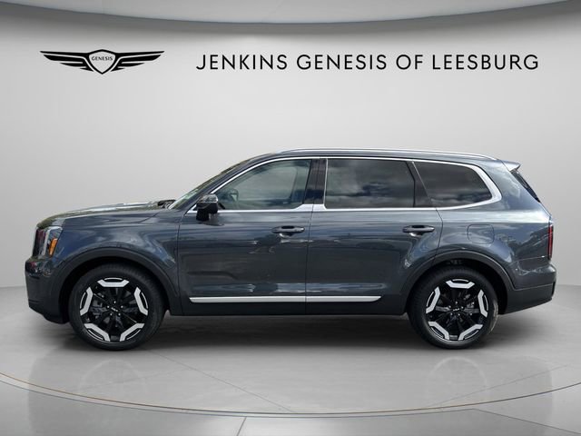 Used 2024 Kia Telluride EX image 9