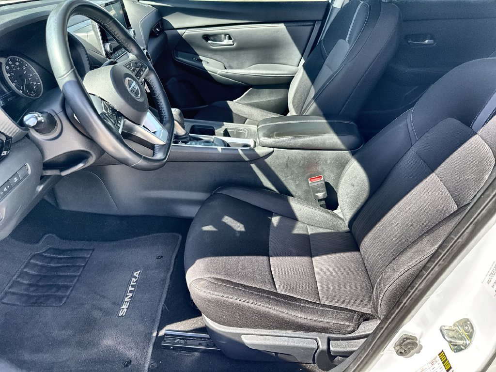 Used 2022 Nissan Sentra SV FWD image 24