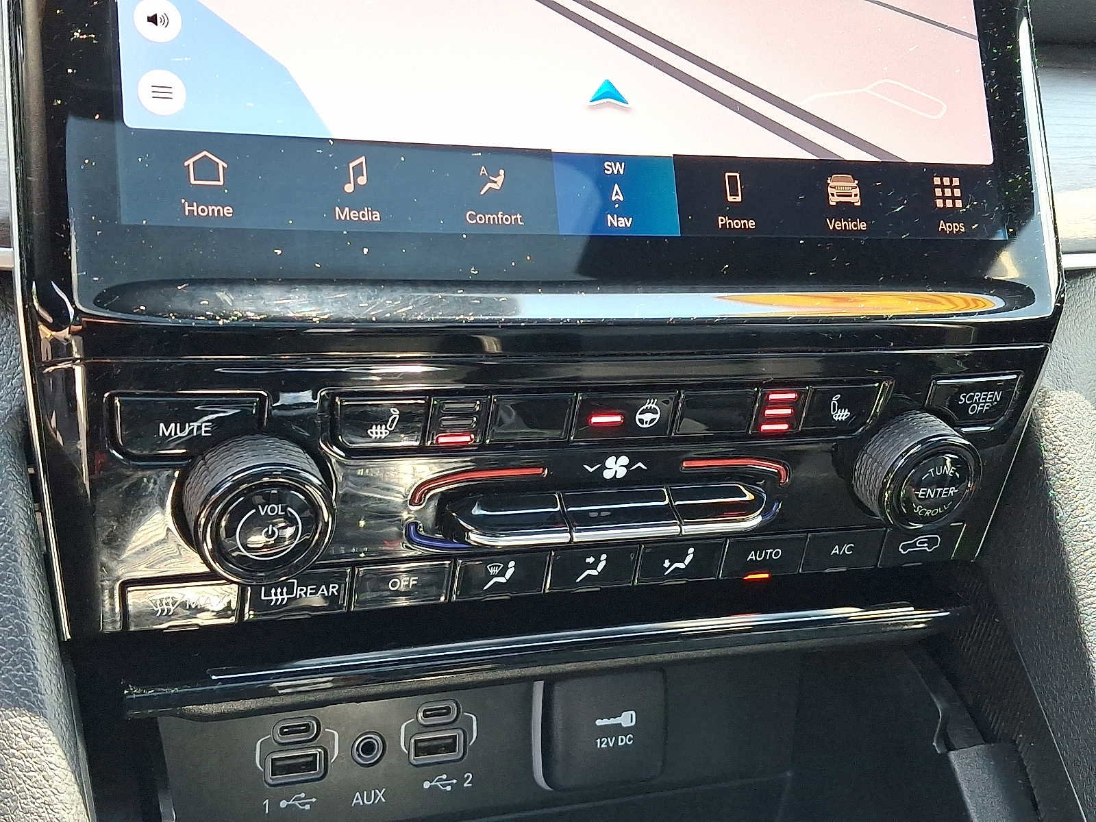 Used 2024 Jeep Grand Cherokee Limited 4xe image 19