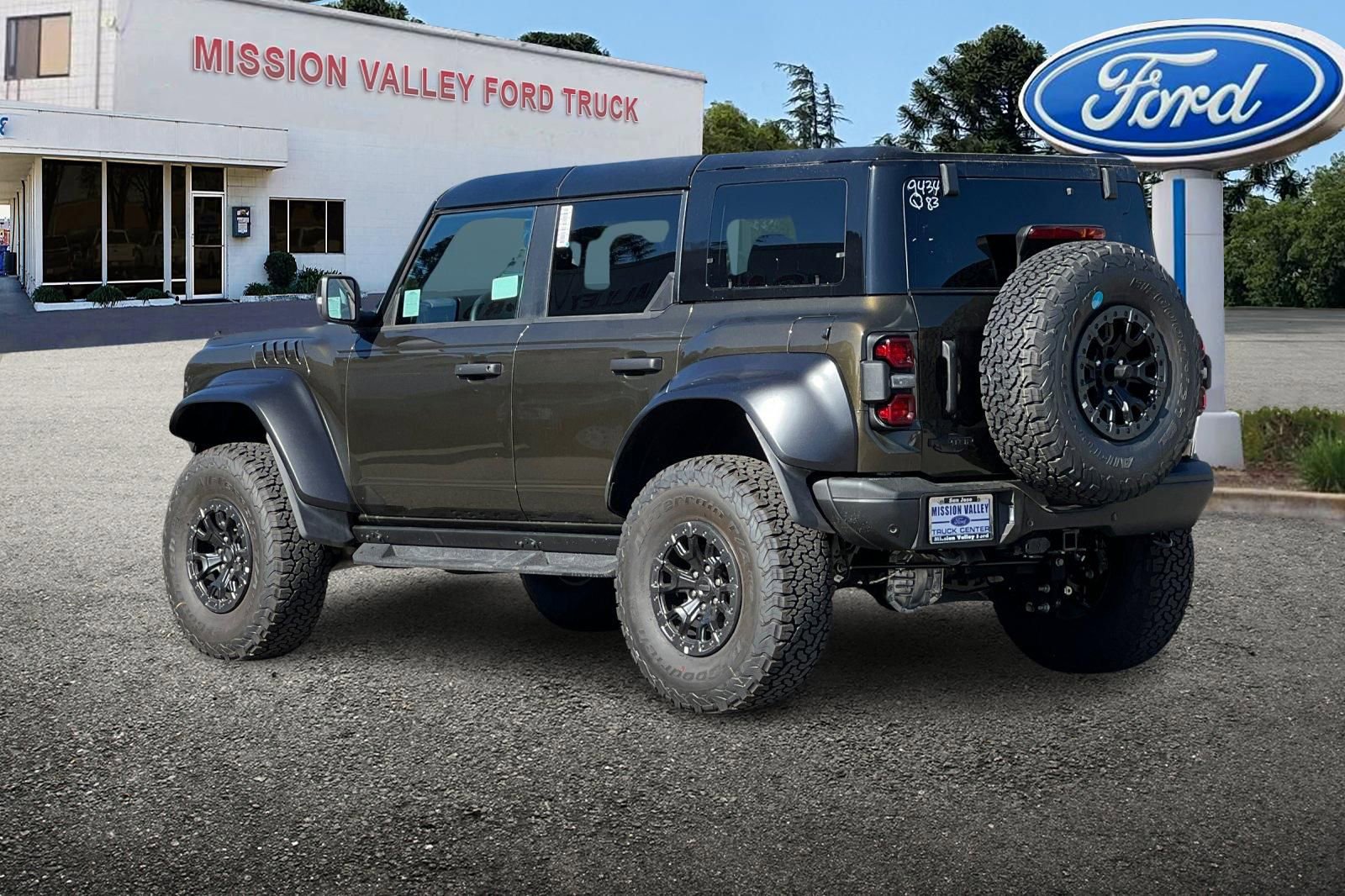 New 2025 Ford Bronco Raptor image 6