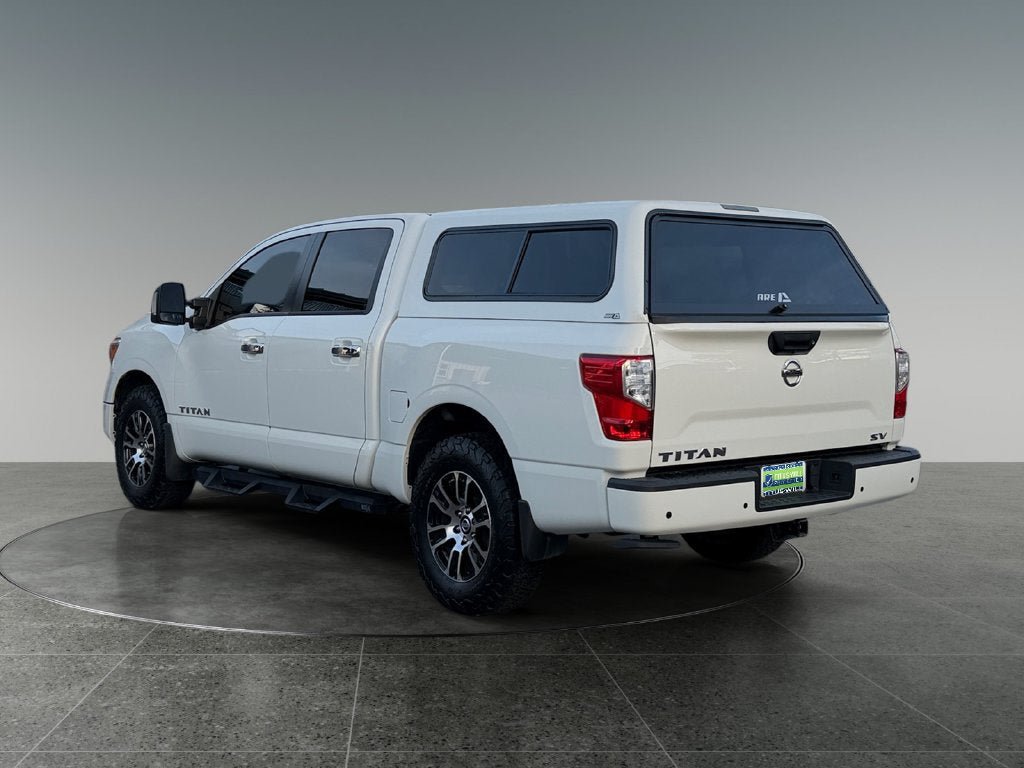 Used 2021 Nissan Titan SV w/ SV Convenience Package RWD image 8