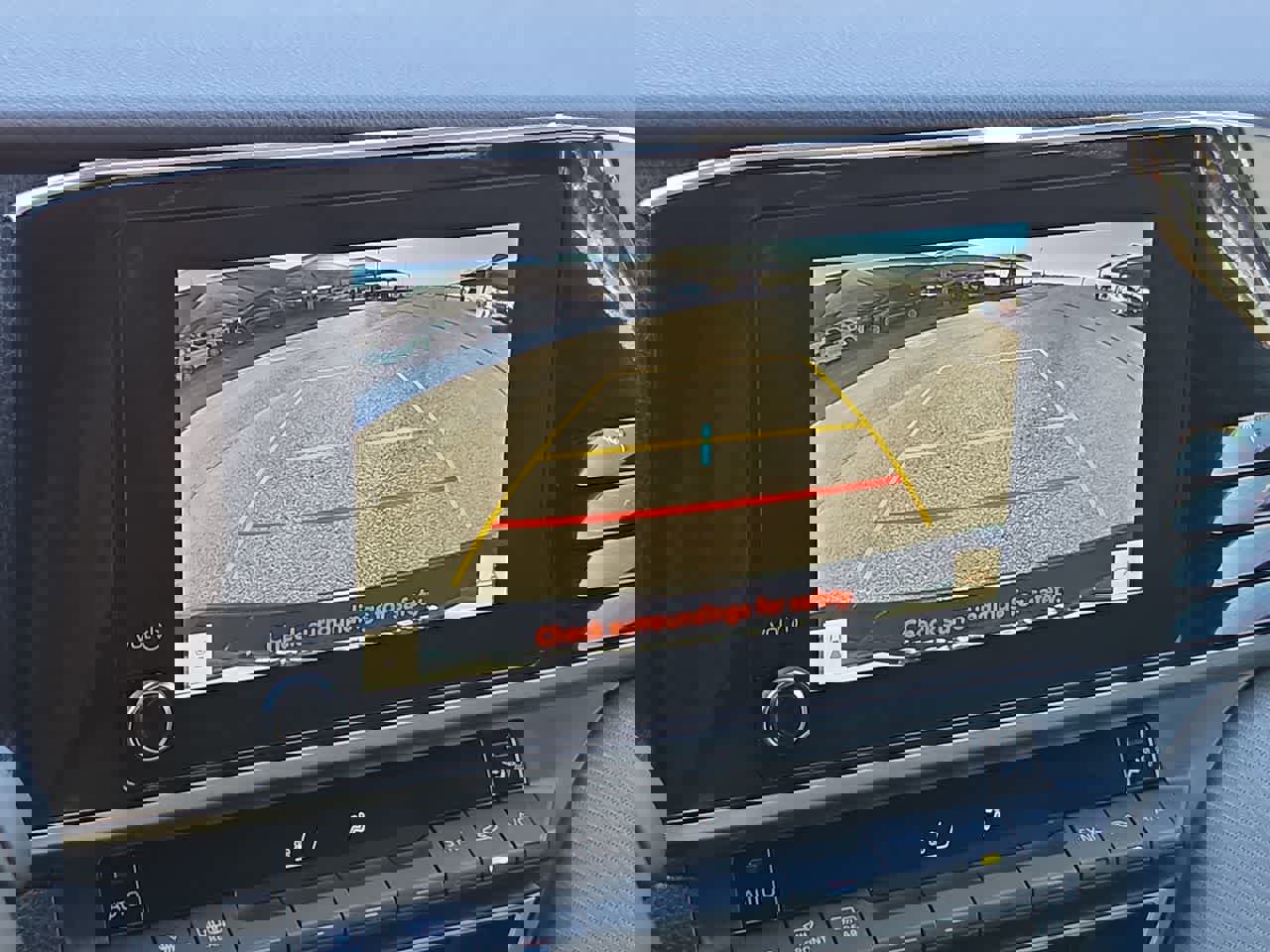 Used 2025 Toyota Camry SE w/ Convenience Package image 25