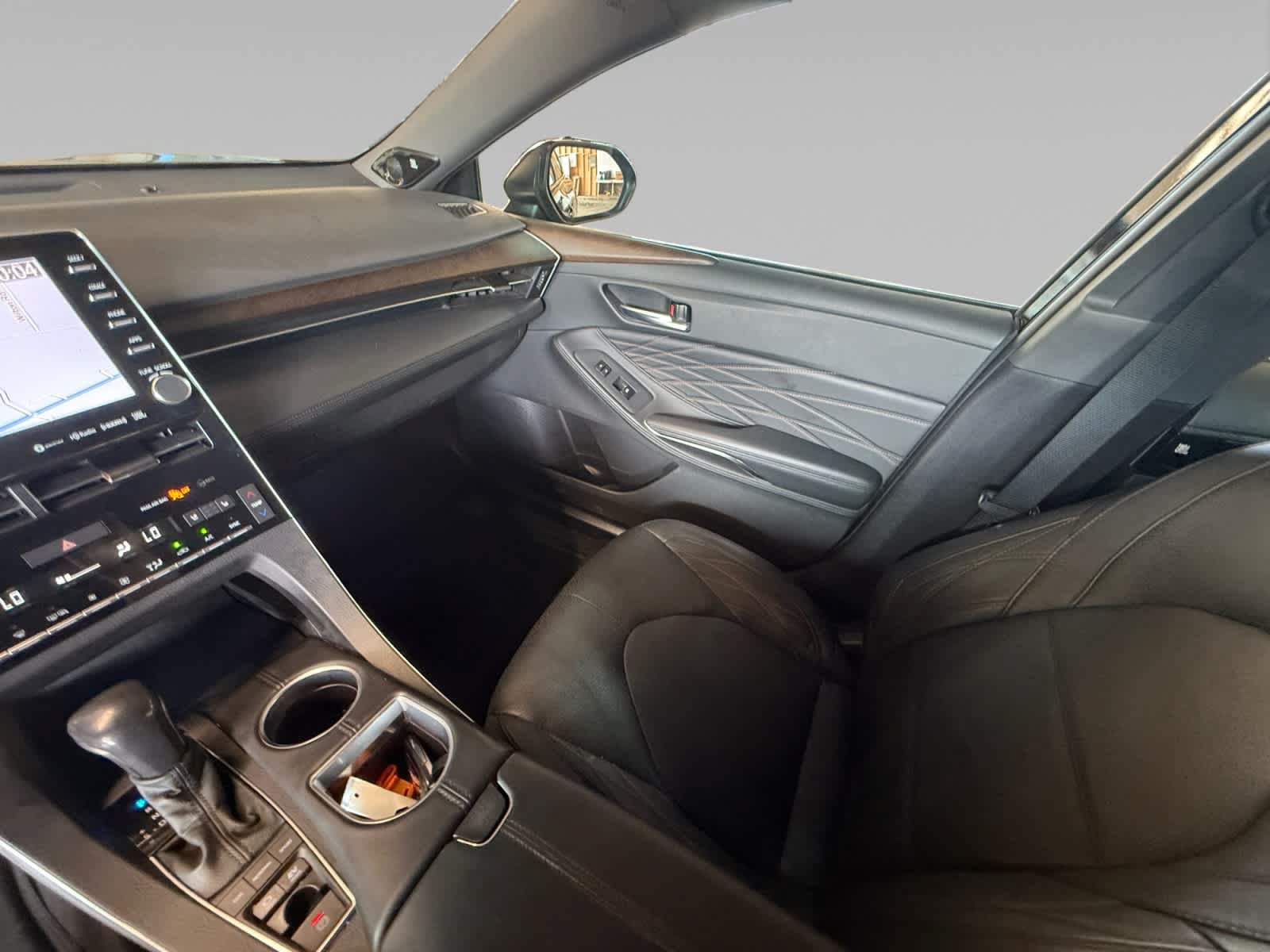 Used 2022 Toyota Avalon Limited w/ Advanced Safety Package FWD image 21