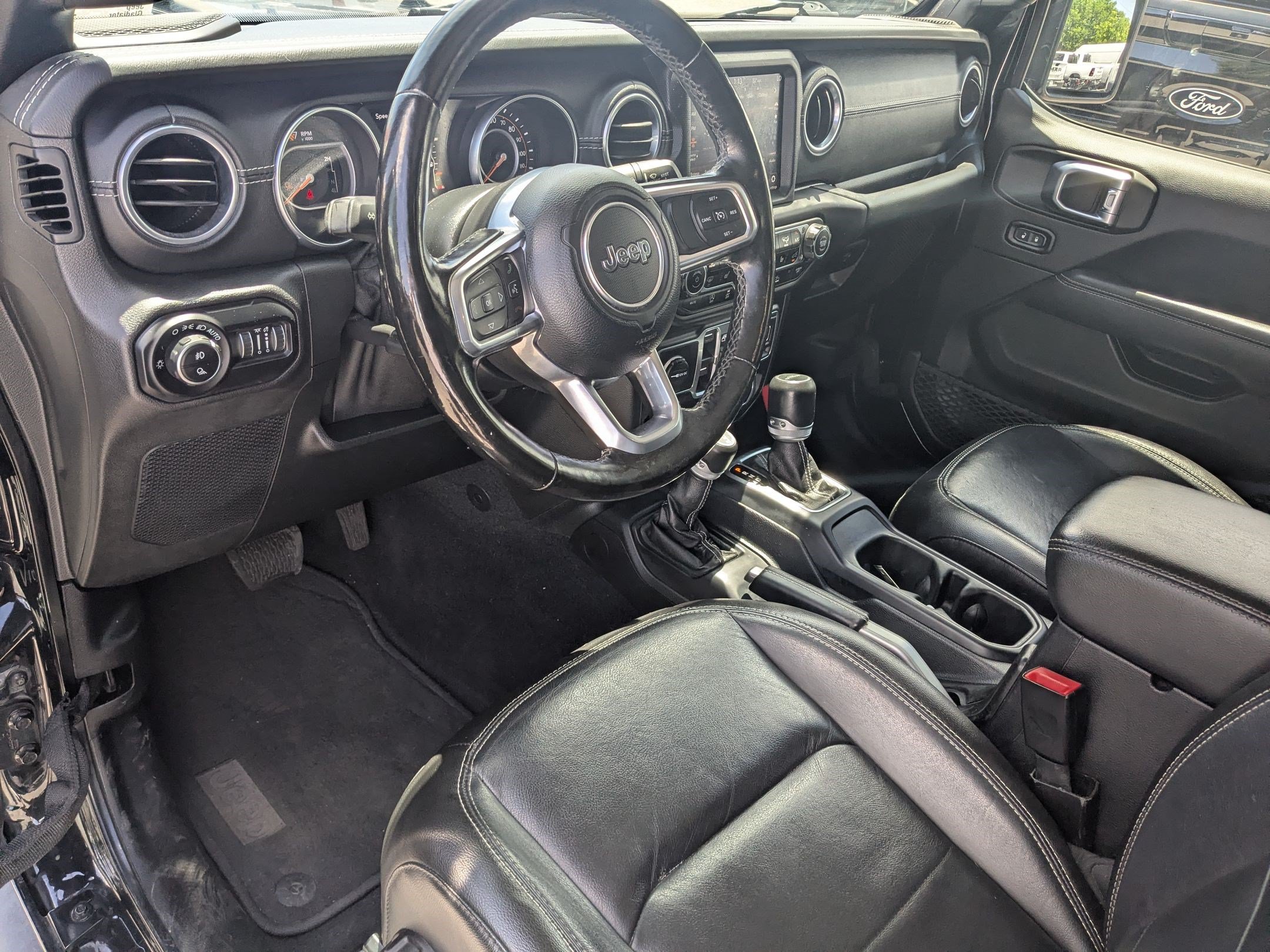 Used 2020 Jeep Gladiator Overland w/ Popular Equipment Package AWD/4WD image 17