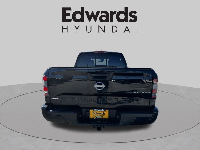 Used 2022 Nissan Frontier SV AWD/4WD image 7