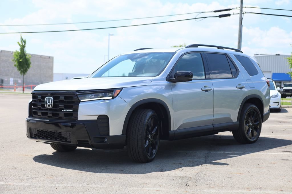 New 2026 Honda Pilot Black Edition image 3