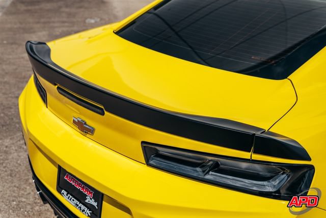 Used 2017 Chevrolet Camaro SS RWD image 35