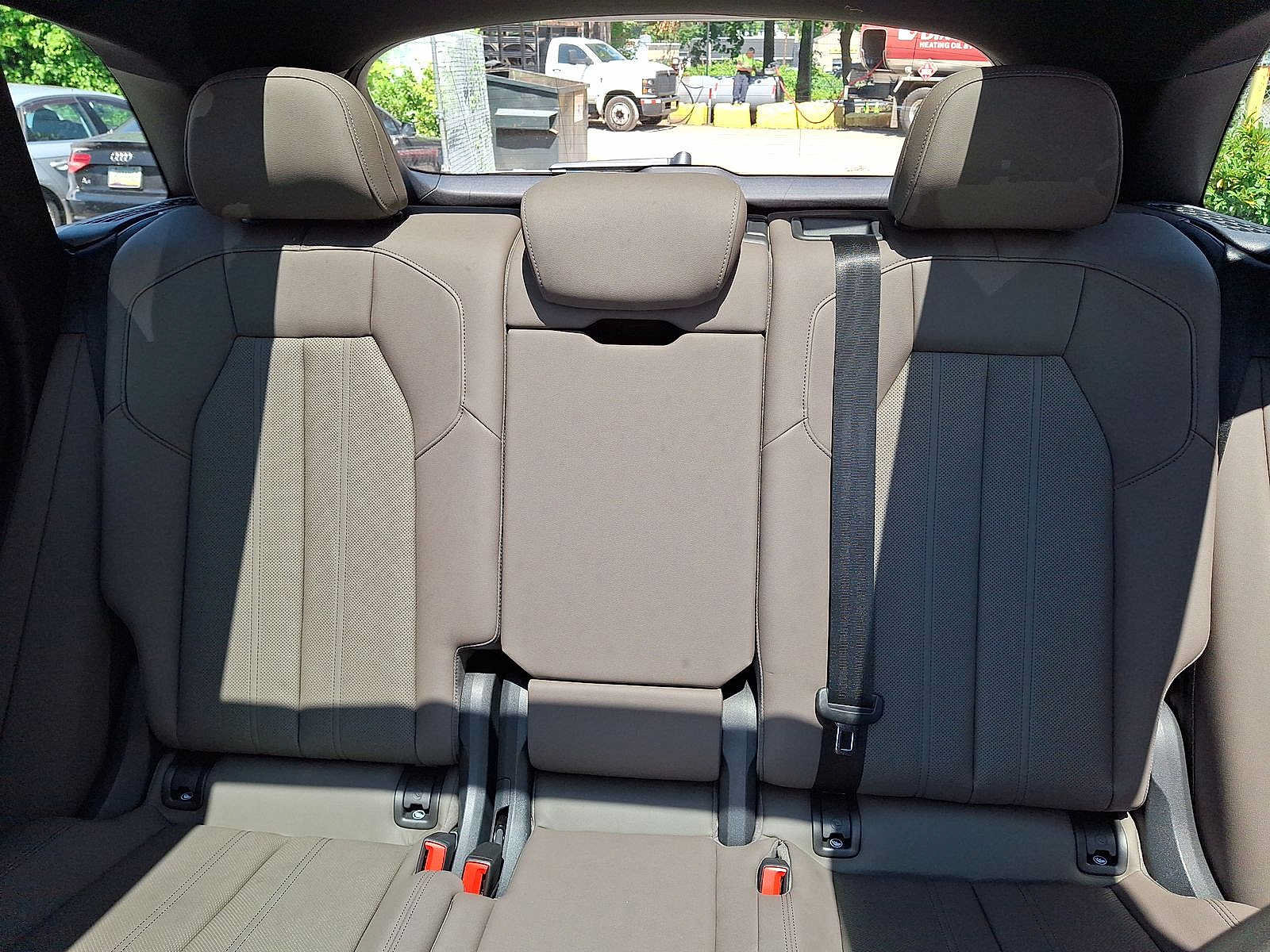 Used 2025 Audi Q5 Premium w/ Premium Plus AWD/4WD image 13