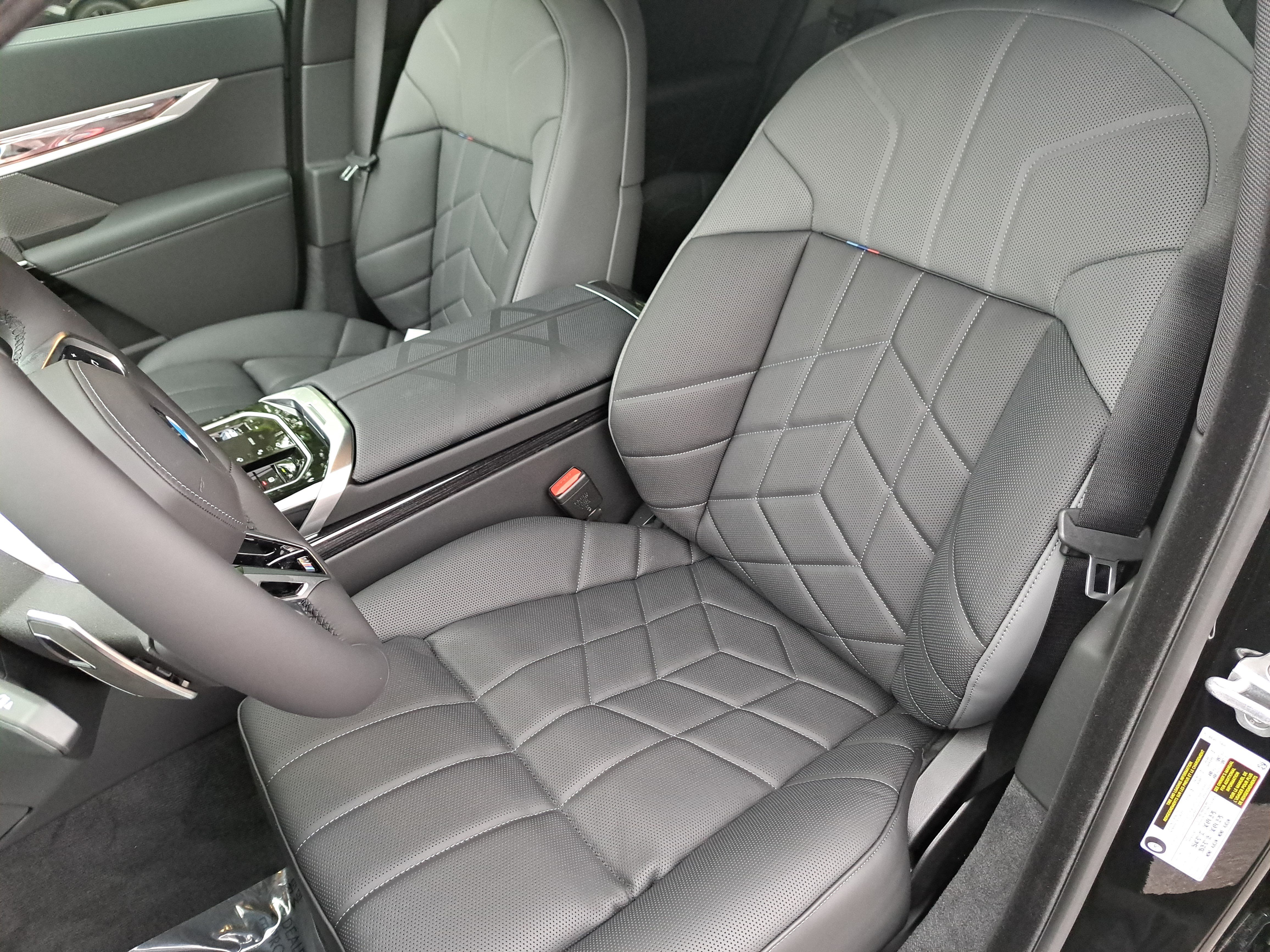 New 2026 BMW 740i RWD image 15