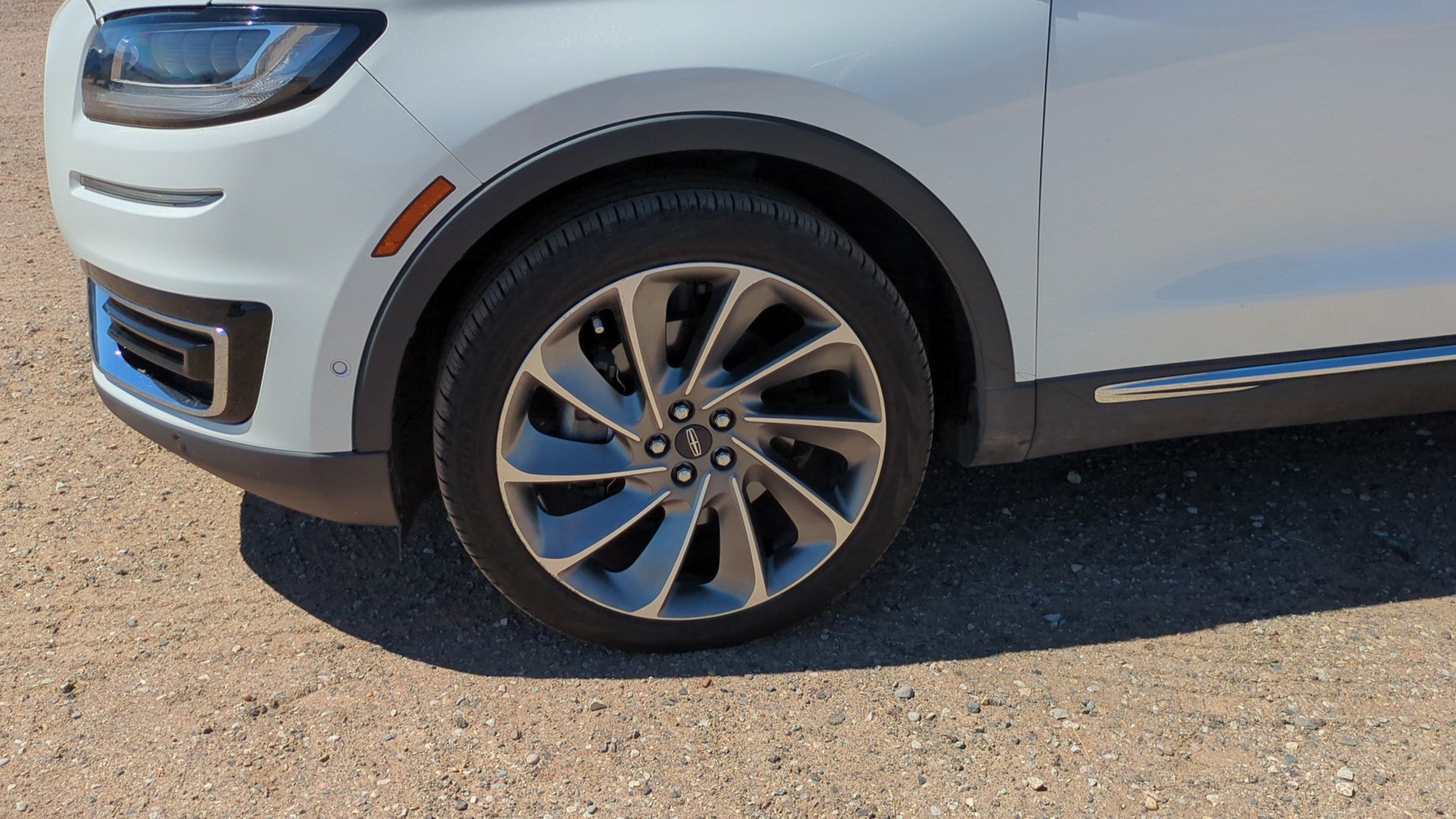 Used 2020 Lincoln Nautilus Reserve w/ Equipment Group 202A AWD/4WD image 10